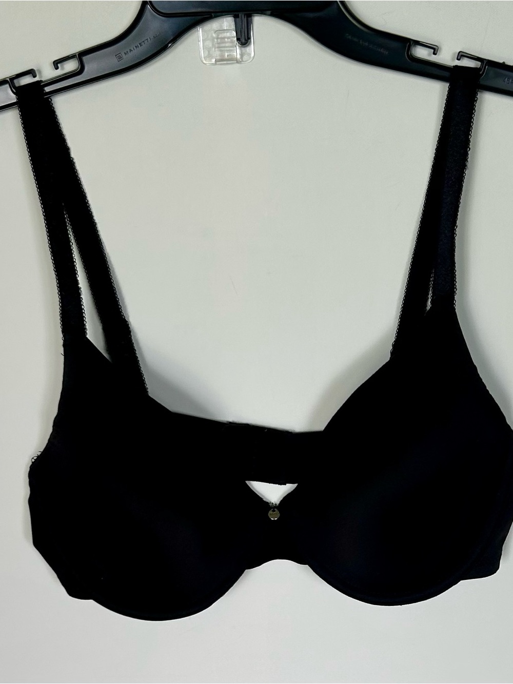 Jones of New York black padded bra. Size 38C